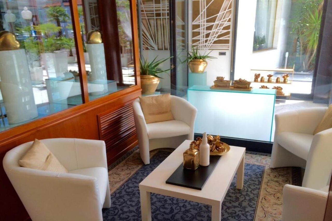 Hotel La Perla Riva del Garda Ngoại thất bức ảnh