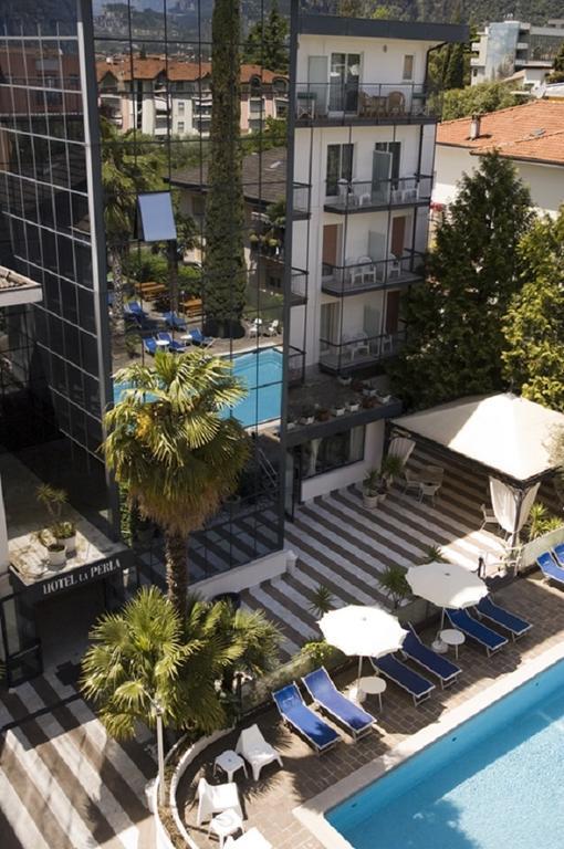 Hotel La Perla Riva del Garda Ngoại thất bức ảnh