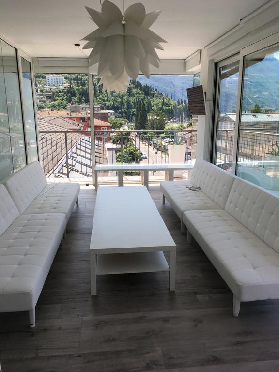 Hotel La Perla Riva del Garda Ngoại thất bức ảnh