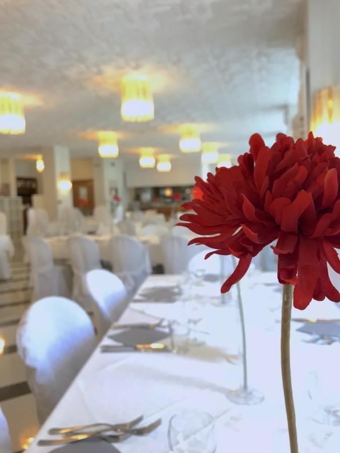 Hotel La Perla Riva del Garda Ngoại thất bức ảnh